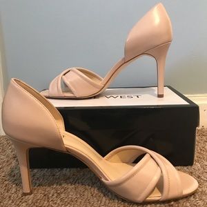 NIB Nine West pale pink pumps